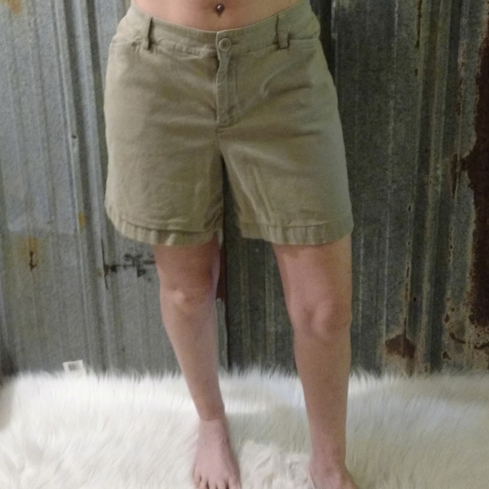 Jones New York Khaki Shorts